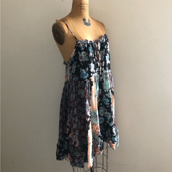 Free People] Purple Blue flower prints Cut edge Slip Dress - Picture 4 of 10